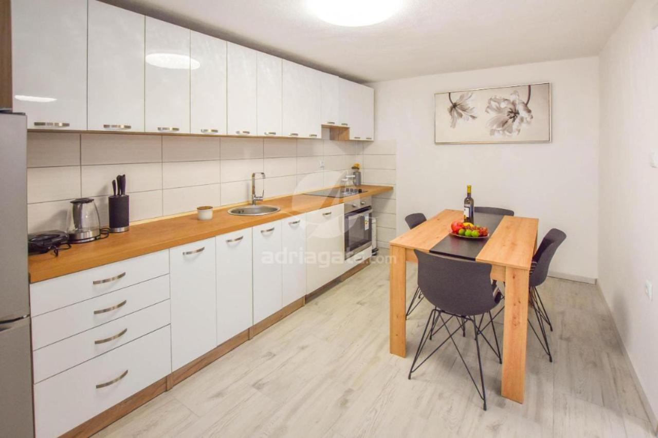 Suite Apartment Toni Poljana  외부 사진
