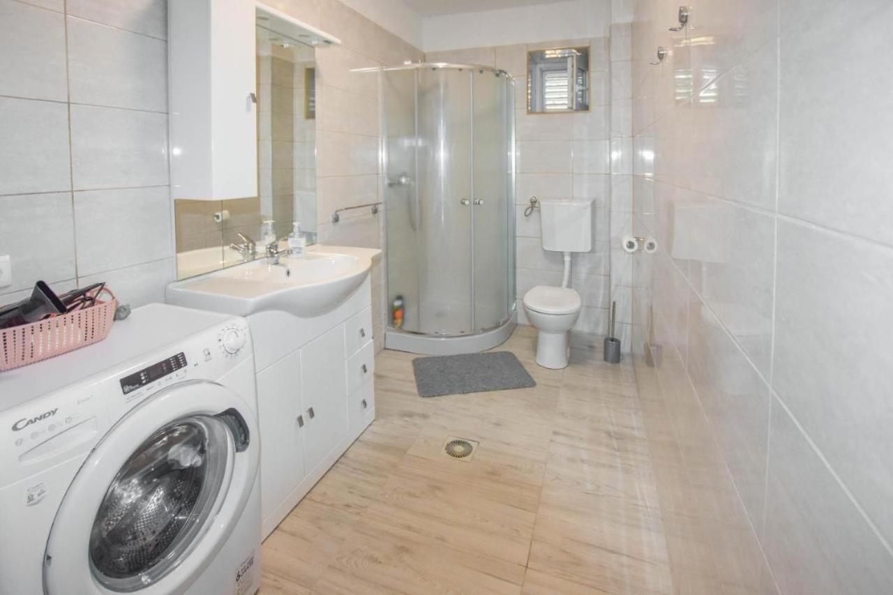 Suite Apartment Toni Poljana  외부 사진