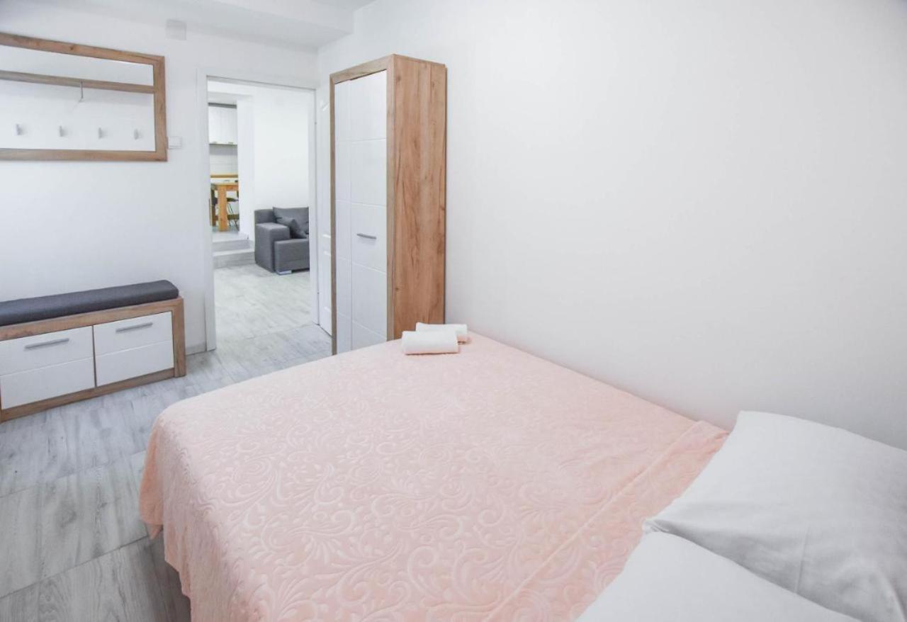 Suite Apartment Toni Poljana  외부 사진